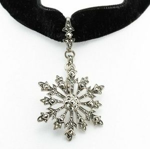 Suspicion Marquesite SnowFlake Velvet Choker